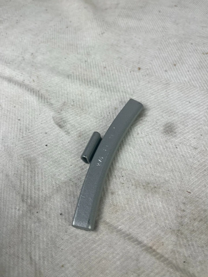 Carquest Wheel Weight 2.75 ounce P275ST -box of 25- - Image 4 of 4