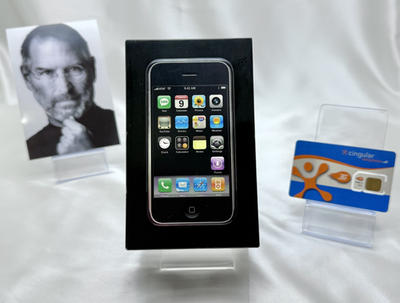 Apple iPhone 1st Generation 2G 8GB AT&T in NON-MATCHING BOX iOS