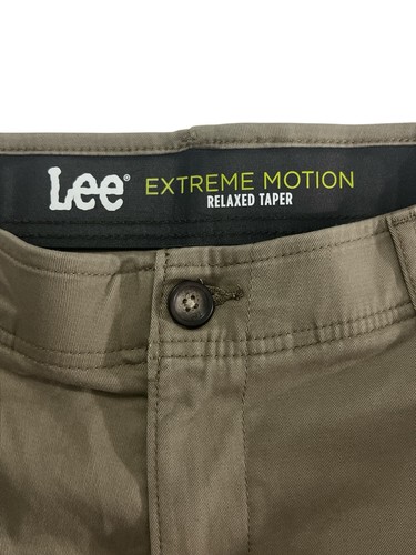 Lee Extreme Motion Pantaloni Conici Relaxed Performance Elasticizzati Cachi Taglia 33x32 - Foto 9 di 11