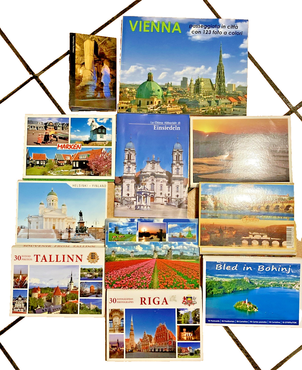 10 Souvenir del Nord Est Europa: Vienna Riga Praga Amsterdam Pamukkale Cartoline