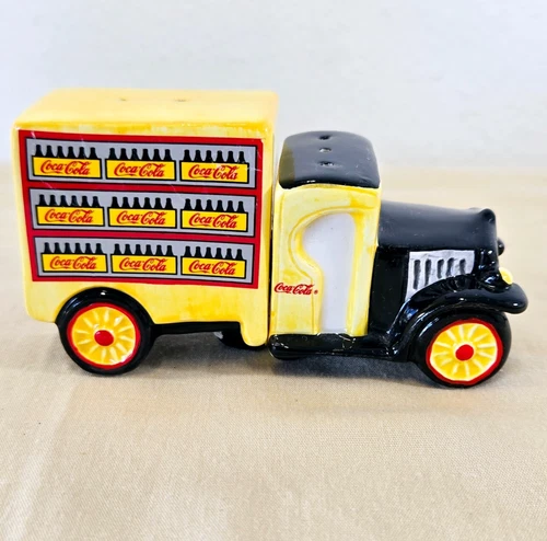 Vtg Ceramic Coca Cola Truck Salt & Pepper Shakers Coke Delivery Truck 1996