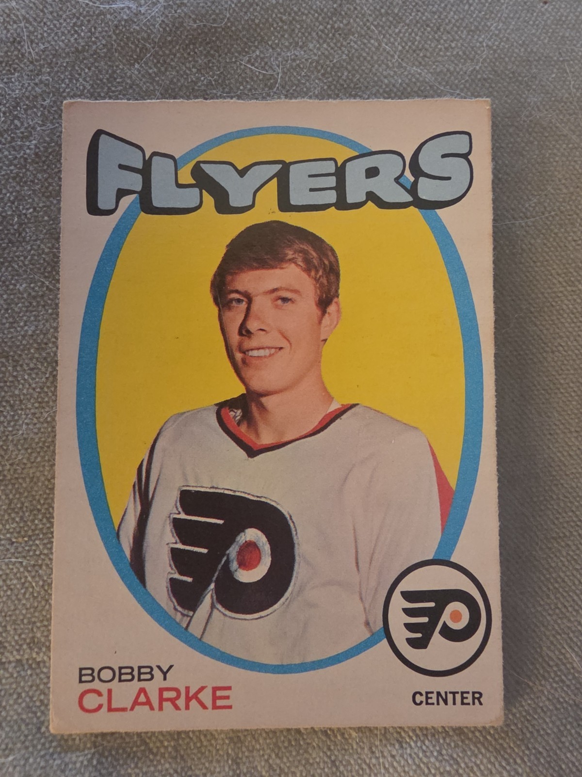 Topps 1971-72 Topps Bobby Clarke #114 Philadelphia Flyers Base Ice Hockey Card