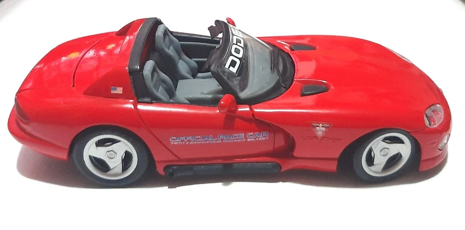 Modellino Maisto Dodge Viper RT (1995) sc.1:24 - Immagine 2 di 4