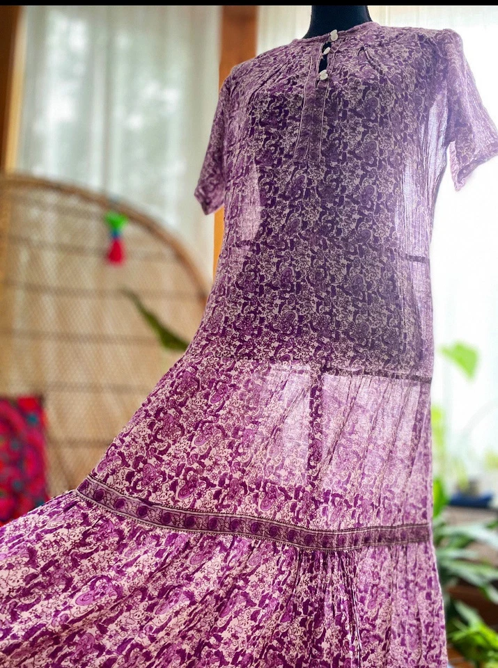 Vestido BOHO Vintage Años 70 INDIA Púrpura Semi Transparente Floral Estampado Gasa Algodón Foto 2 de 3