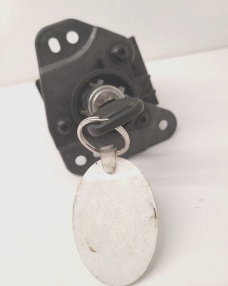 2004-2012 Chevy Malibu Ignition Switch Lock Cylinder With Key OEM