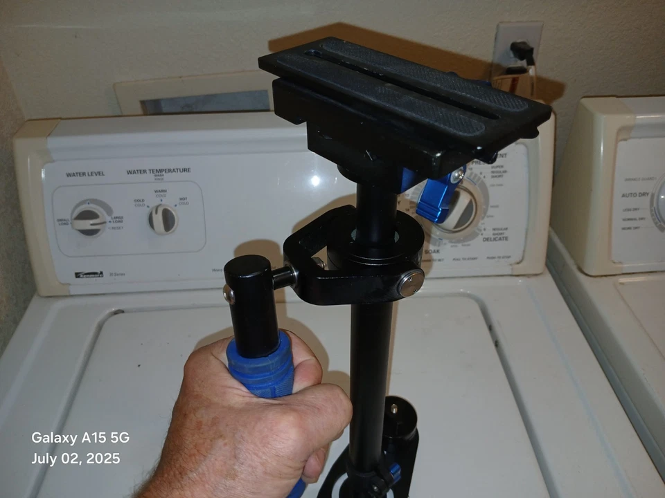 Flycam Nano Type DSLR Handheld Steadycam Non-Electric Great Condition/quickplate - Image 2 of 4