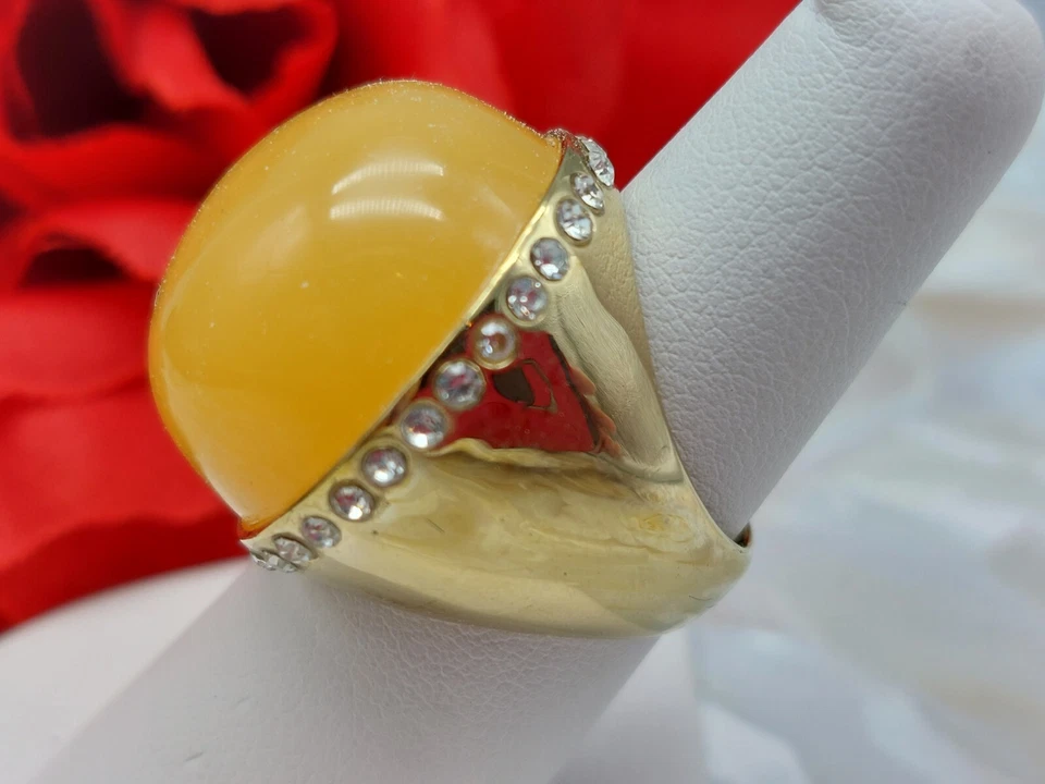 Signed Ann Taylor Cocktail Dome Ring Smooth Butterscotch Color 6.75" Gold Tone - Image 3 of 4