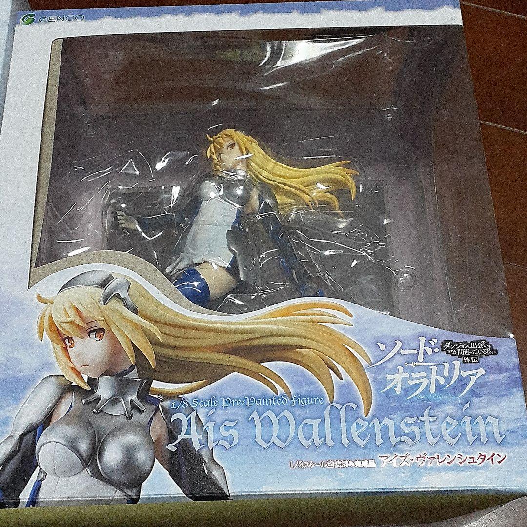 Danmachi Sword Oratoria Sword princess Ais Wallenstein 1/8 Figure