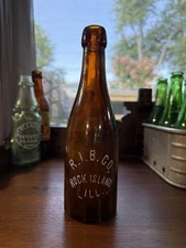ROCK ISLAND, ILLINOIS rare 1890’s R.I. Brewing Co. Pony Blob Top Brewery Bottle