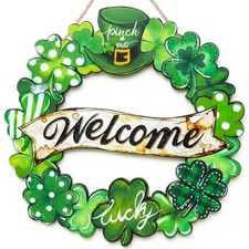 St. Patrick's Day Decorations Wooden Shamrock Wreath for Front Door Welcome Sign