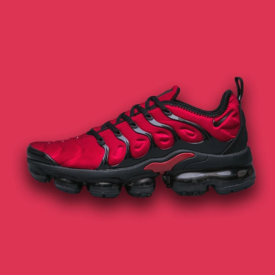 Nike Air VaporMax TN Plus Red black Womens Size Sneaker Running Shoes - Image 2 of 4