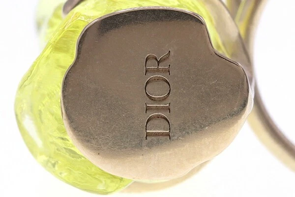 Anillo Dior de segunda mano en oro amarillo, plástico y metal, talla M. Mono animal Foto 4 de 4