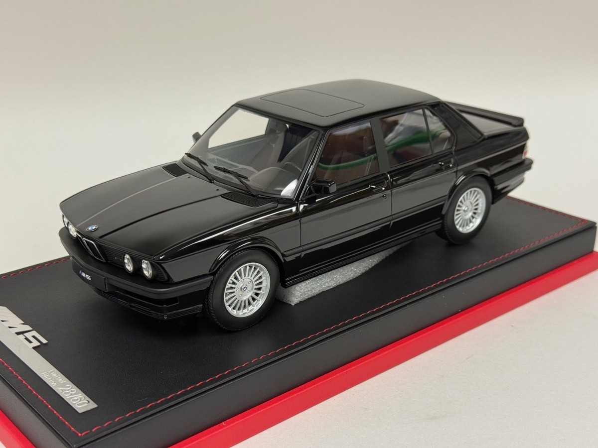 1/18 AB Models BMW M5 E28 from 1984 in Black on Custom Leather