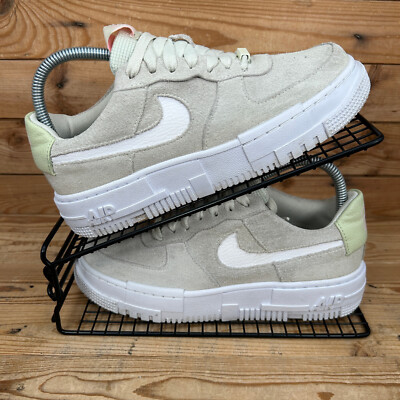 Nike Turnschuhe Damen UK 5 Air Force 1 Low Pixel Olive Aura Wildleder Plateauschuhe