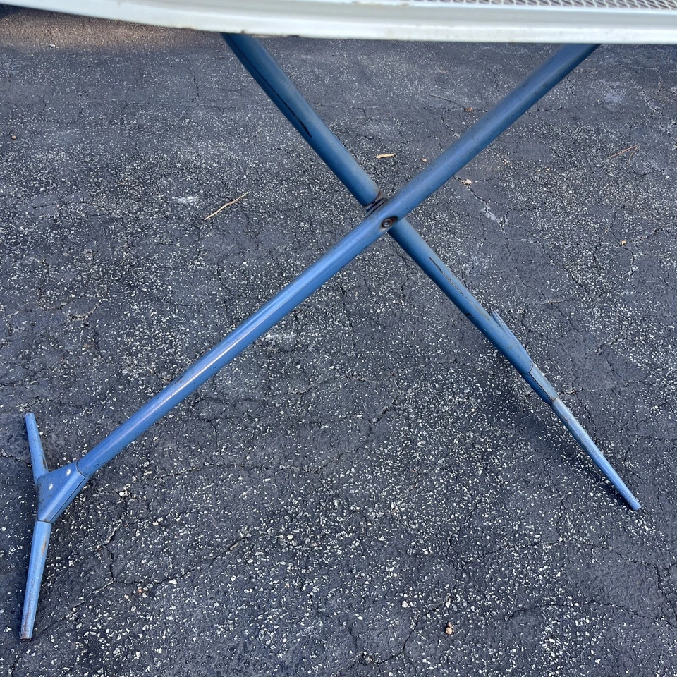 Vintage Two tone Blue & White Proctor Silex? Fold-up Ironing Board Mid-century - Image 4 of 4