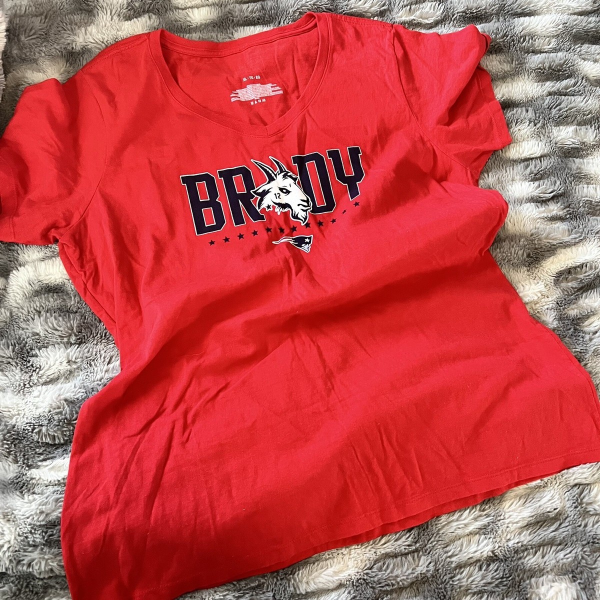 New England Patriots Tom Brady The GOAT NFL Pro Line Women Shirt