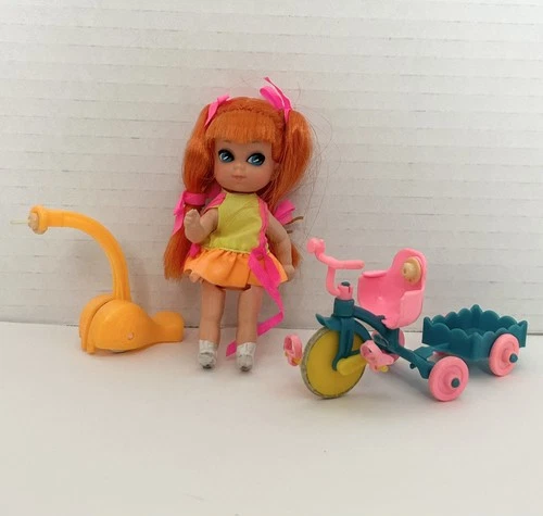 Liddle Kiddles Tracy Trikediddle Skediddle Trike Wagon Pusher Hair Bows Mattel