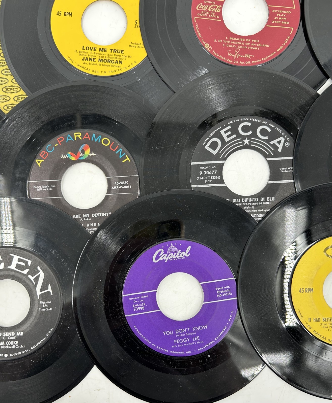 Lot of 17 Vinyl 45's - Sam Cooke, Tony Bennett, Frank Sinatra, Peggy Lee, etc...