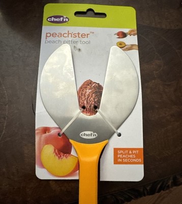 chef'n Peachster Peach Pitter Tool Split Pit Chop Slice Slicer Cutter Remover