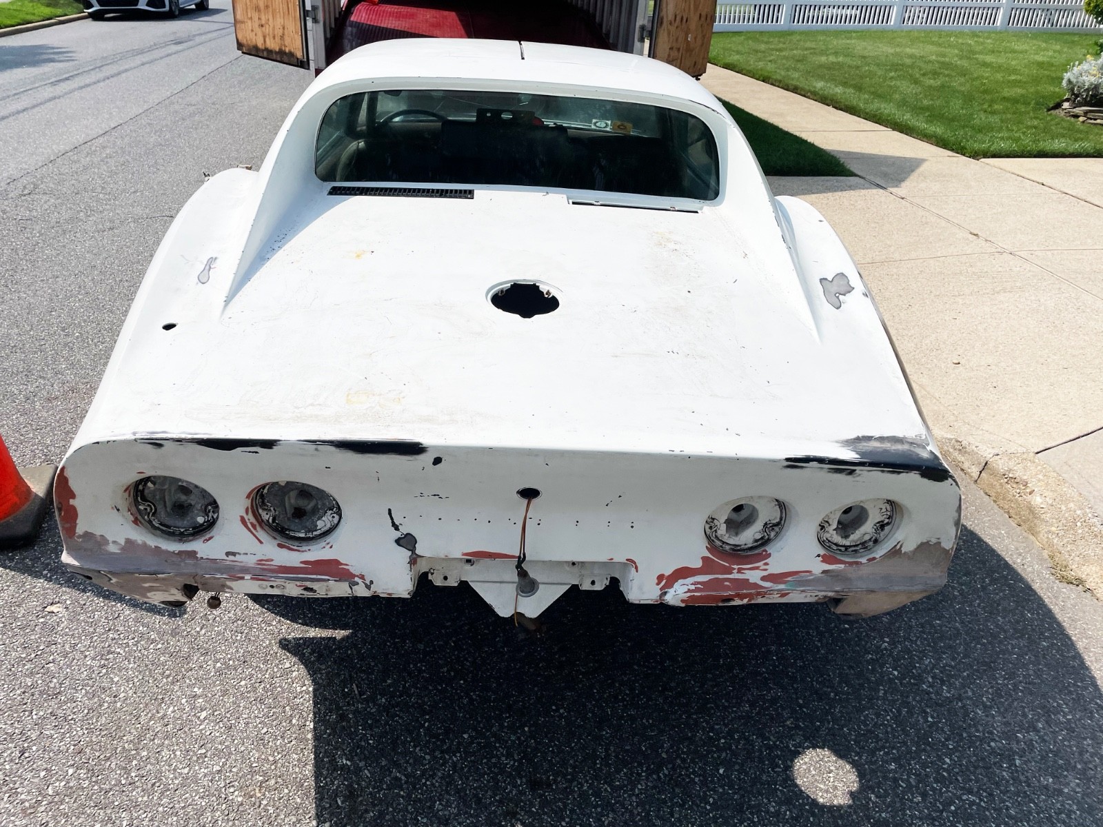 1971 White Chevrolet Corvette   | C3 Corvette Photo 10