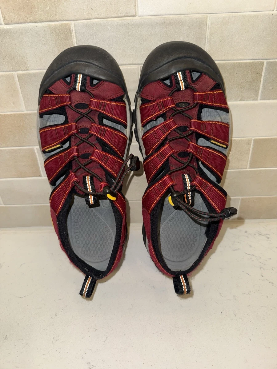 KEEN Newport H2 Water Sandals Men’s 9–9.5 (Women’s 10.5–11) Rust Red/Black Men main image 4
