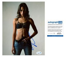 Zoe Saldana "Colombiana" AUTOGRAPH Signed 'Cataleya' 8x10 Photo ACOA