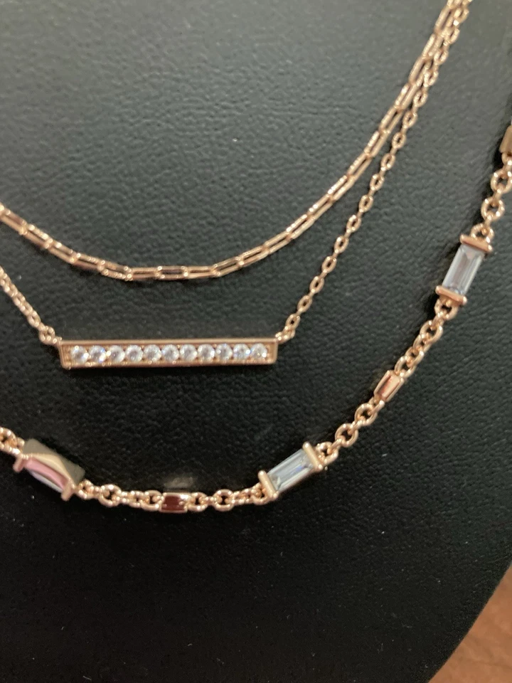 Collar Kendra Scott Addison Multi Hilo Cristal Oro Rosa Nuevo con Etiquetas y Bolsa Foto 3 de 4