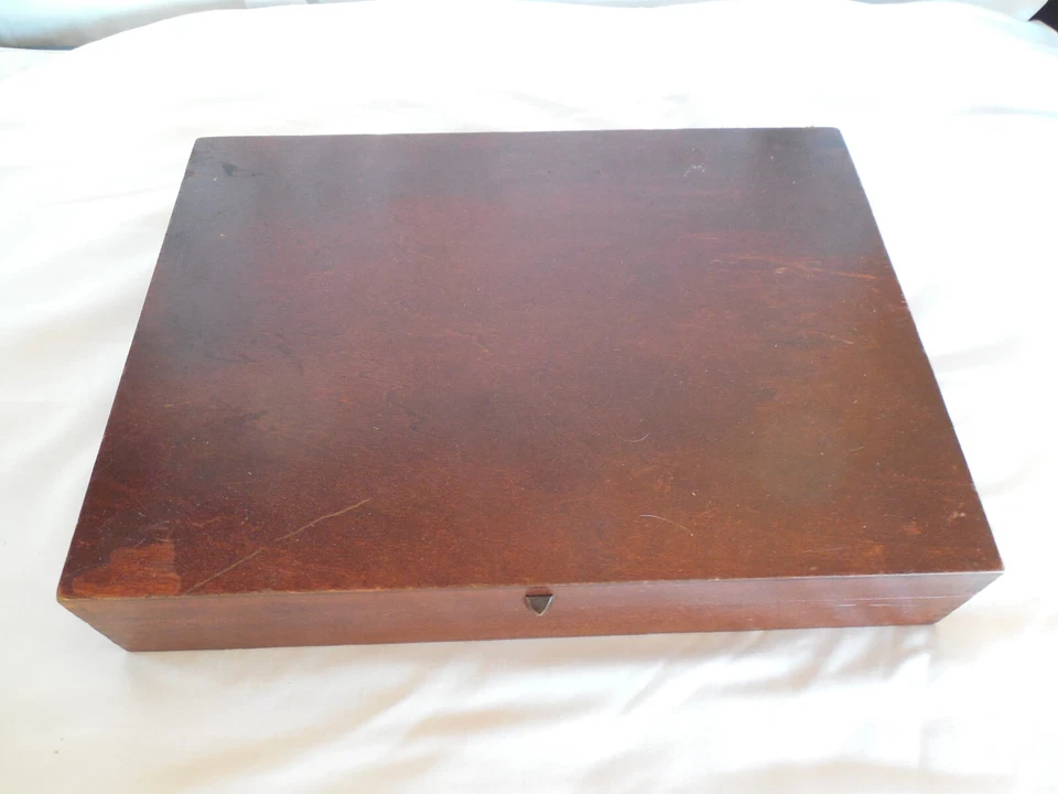 Estuche de cubiertos de madera marrón vintage de 15" de largo Foto 2 de 4