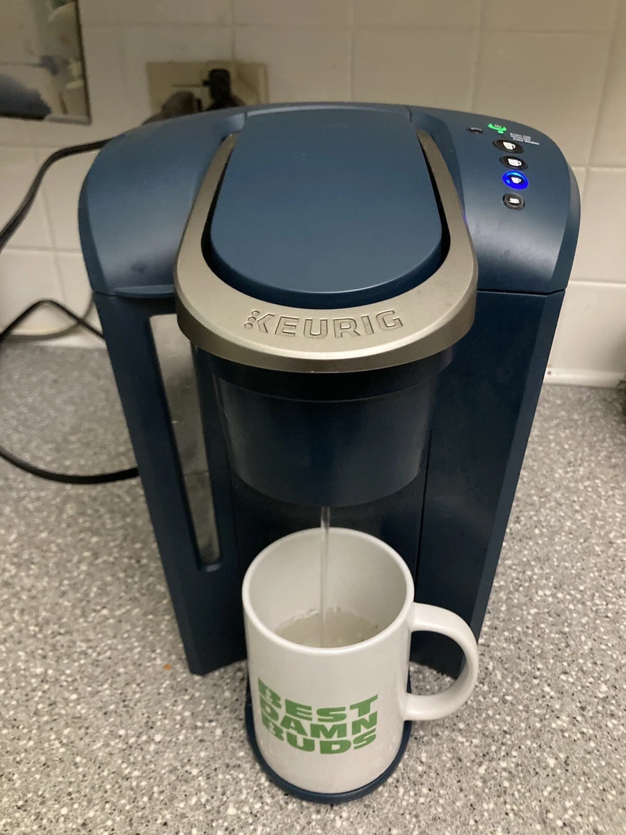 Keurig K50 Classic Single Serve K Cup Pod Coffee Maker Patriot Blue