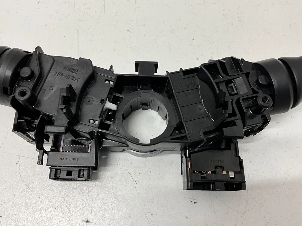 Subaru IMPREZA 2016 interruptor combinado de intermitente de faros y limpiaparabrisas OEM Foto 2 de 4