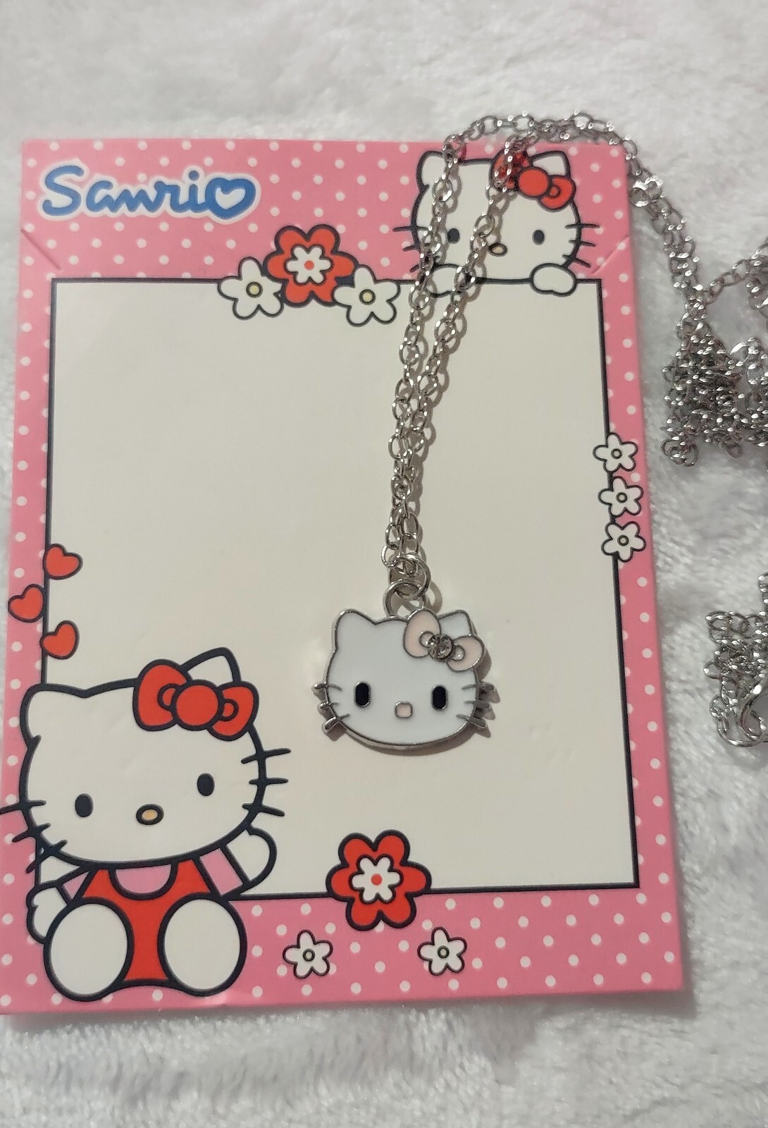 Hello Kitty  Pendant Necklace Chai ❤️New