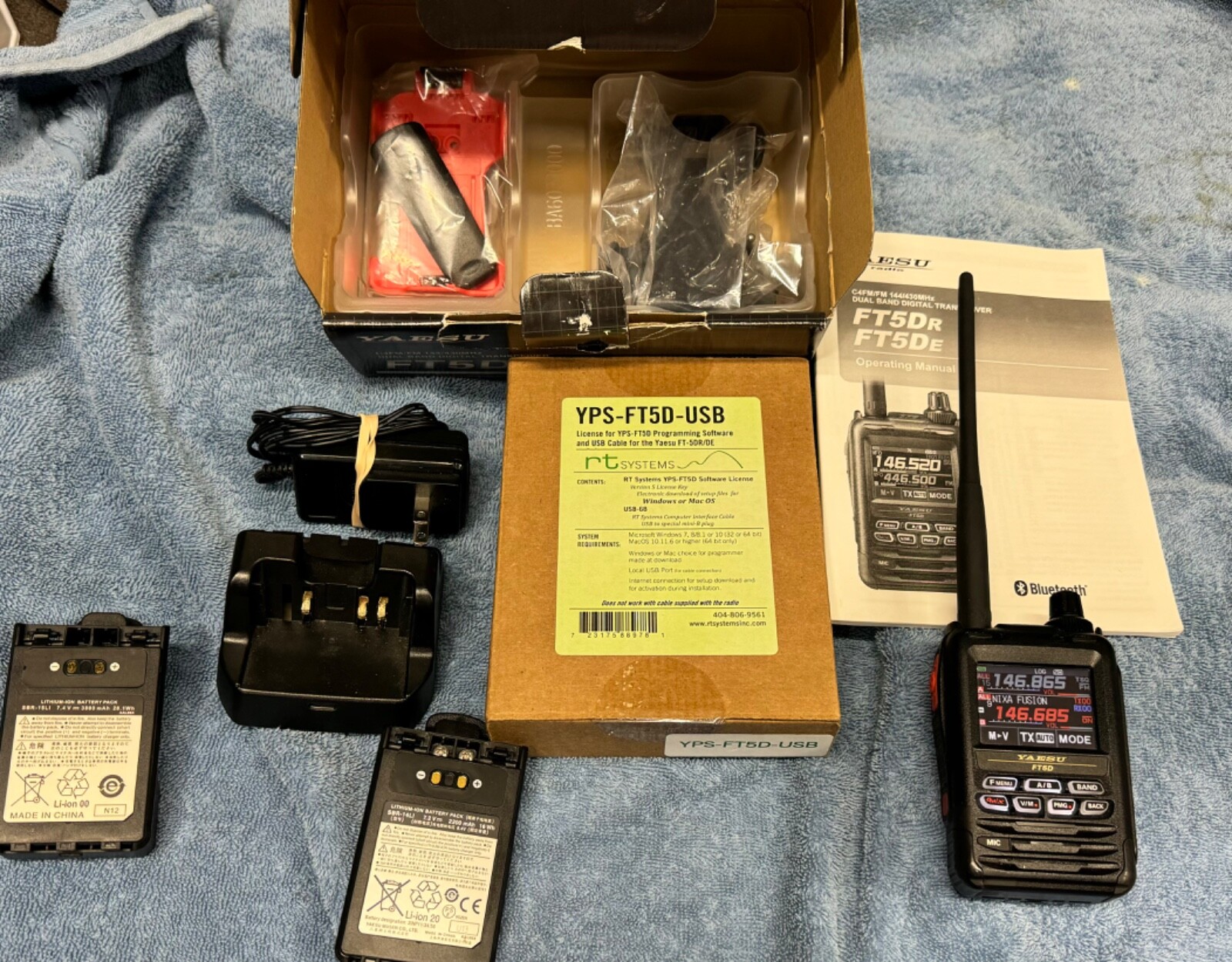 Yaesu FT5DR C4FM/FM 144/430MHz DualBand 5W UHF Digital Transceiver