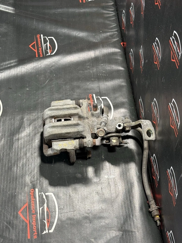 Pinza de freno trasera derecha del lado del pasajero Honda S2000 2001-2008 OEM Foto 4 de 4
