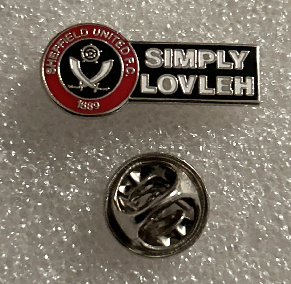 Pin's Ancien Sheffield United FC – Football Anglais, Vintage, Lames Britanniques