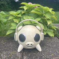 VTG Pig Shaped Bluetooth Speaker NFC Wireless Portable Audio F1-pig Works Great