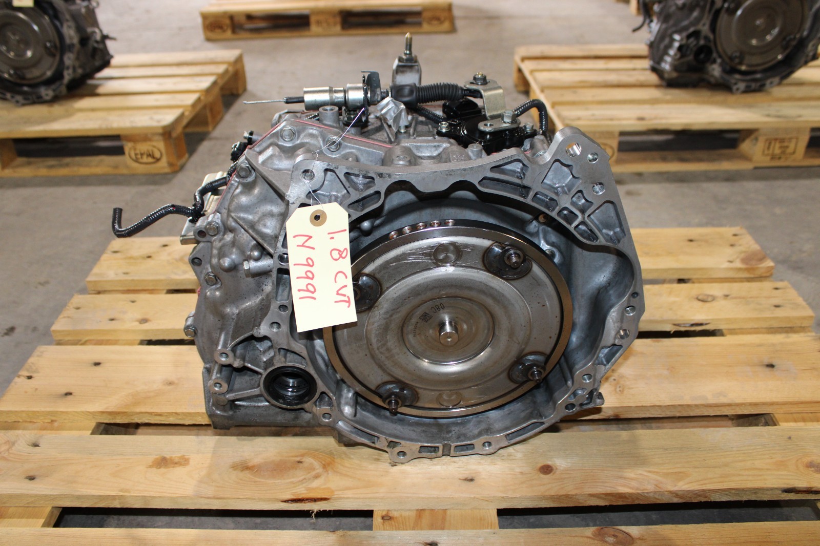 13 14 15 16 17 18 Nissan Sentra CVT Transmission MRA8DE 1.8 31020-X427E Gearbox