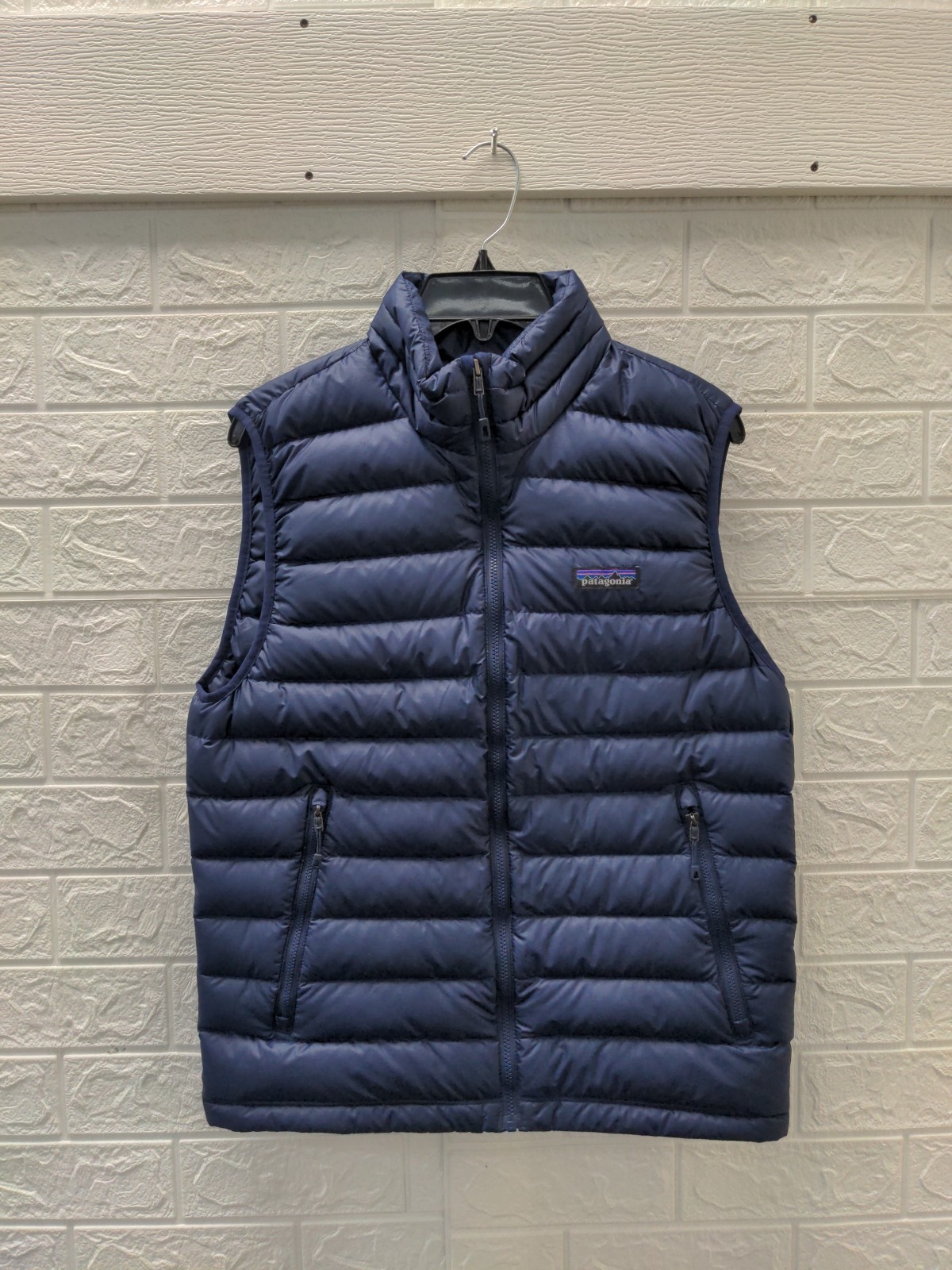Patagonia Men's Down Sweater Vest Navy S