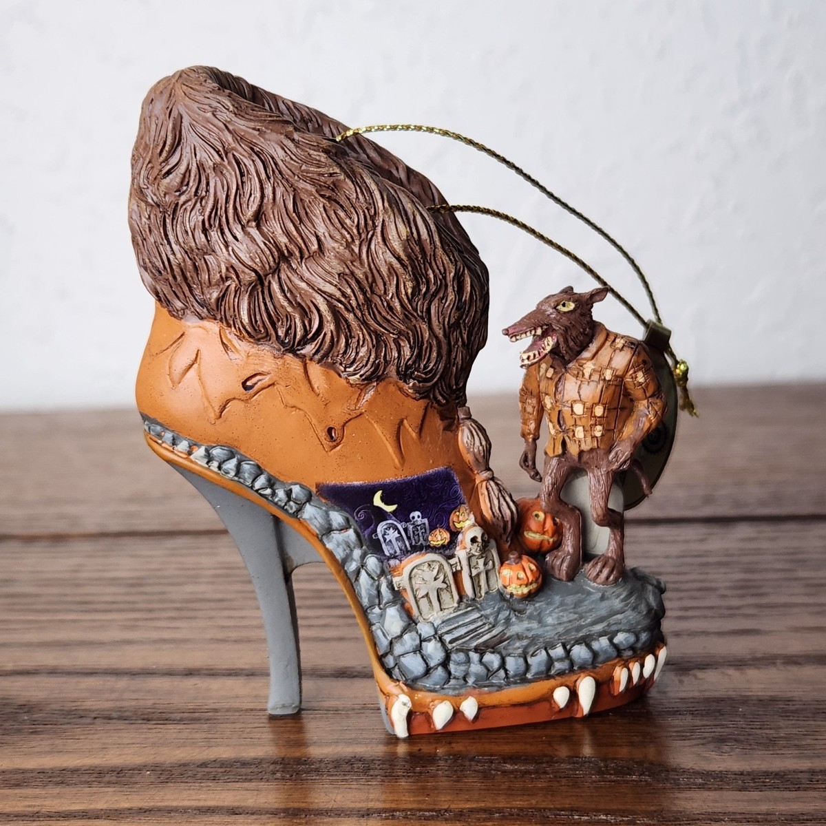 Disney The Nightmare Before Christmas Howl-oween Graveyard Stroll