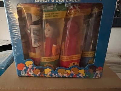 New sealed box 12 ct Heroes Pez #243