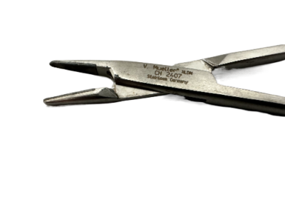 V Mueller CH2407 Cooley Microvascular Needle Holder 6-3/4