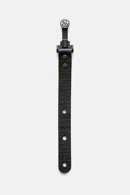 SIDEWINDER Un-twist, Black, STRAP ADAPTOR for guitar straps. Quality Leather