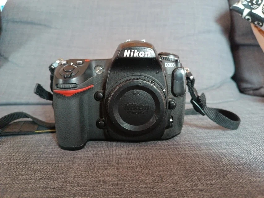 Nikon D300, foto 1 di 5
