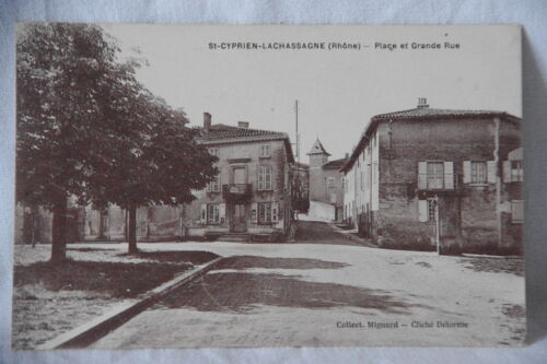 CPA postcard Saint Cyprien Lachassagne (Rhône) square and main street - Picture 1 of 1