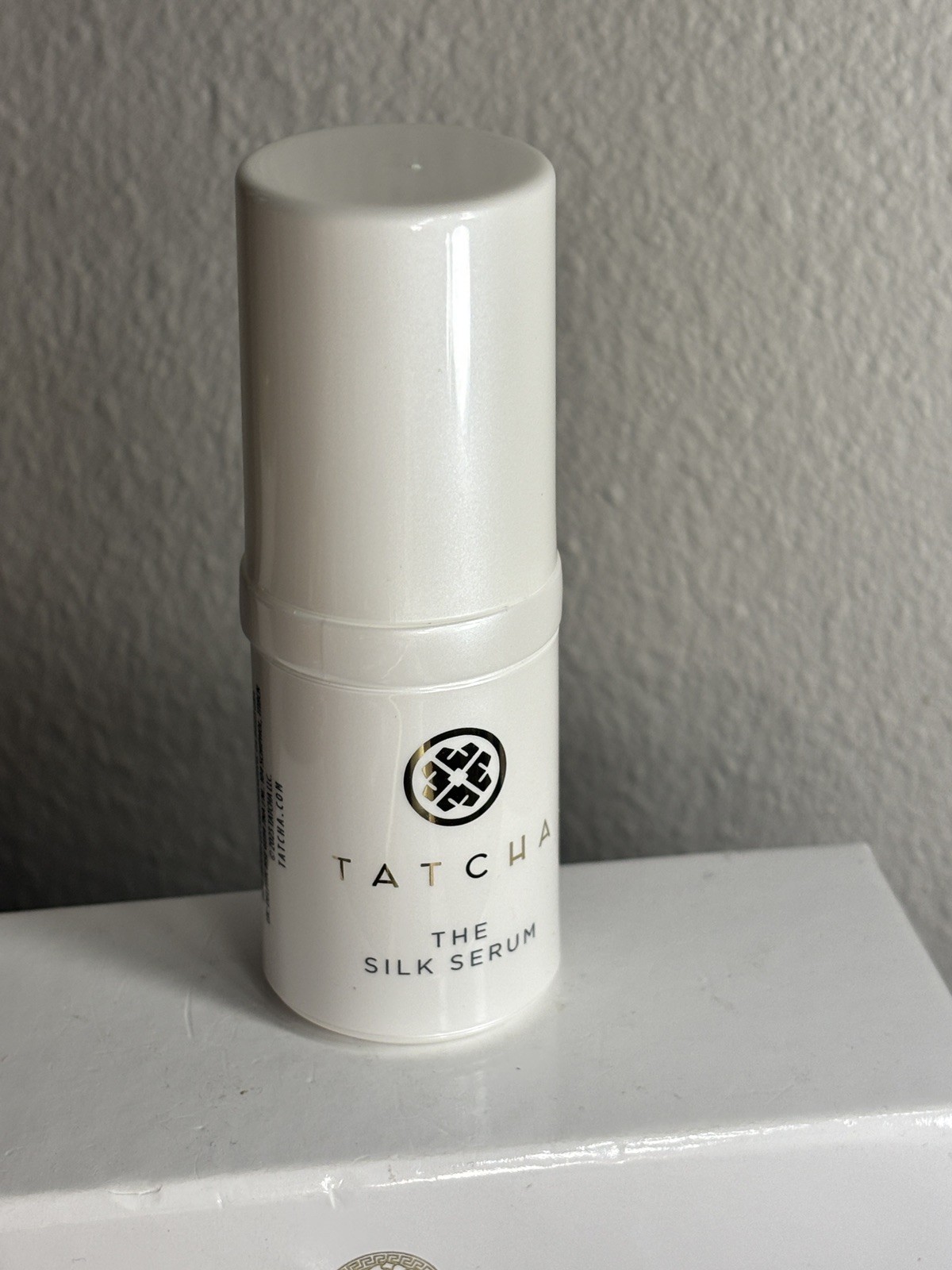 Tatcha The Silk Serum Smoothing Skin Soothing 10ml 0.34 fl oz Travel Size