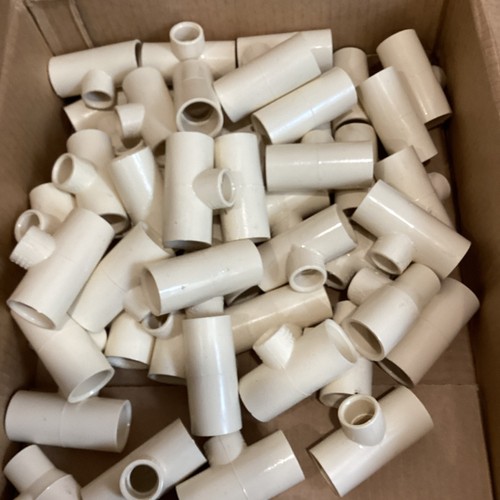 57 Pc Mixed Lot CPVC Tee Fittings 3/4x3/4x1/2 & 3/4x1/2x1/2 Plumbing Job Supply