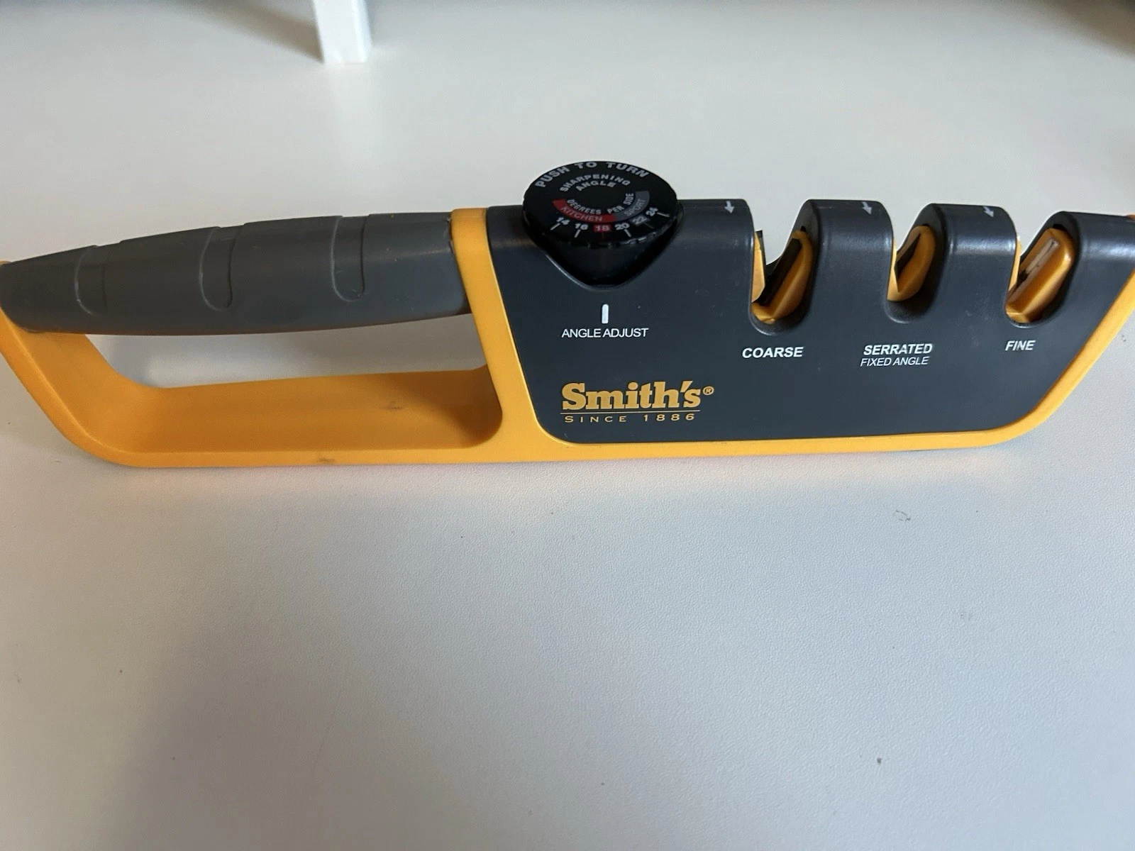 Smith's 50264 Adjustable Manual Knife Sharpener Grey/Yellow - HH