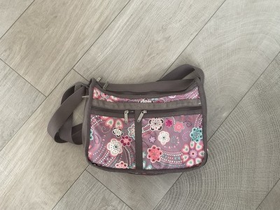 LeSportsac Tasche mit Blumenmuster   Sehr guter Zustand Mit kleiner Innentasche