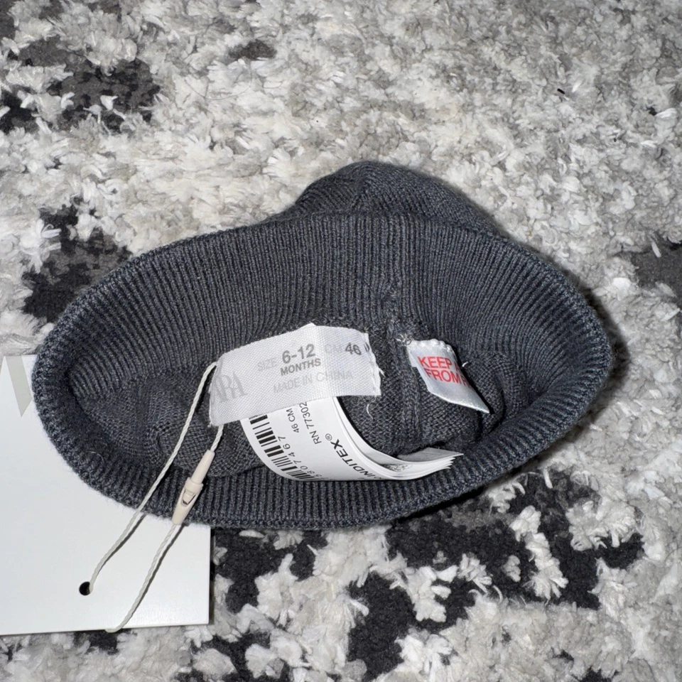NUEVO NUEVO CON ETIQUETAS Bebé Niño Niña ZARA Gris Oscuro Nudo Fino Gorro Talla 6-12 M Foto 3 de 3