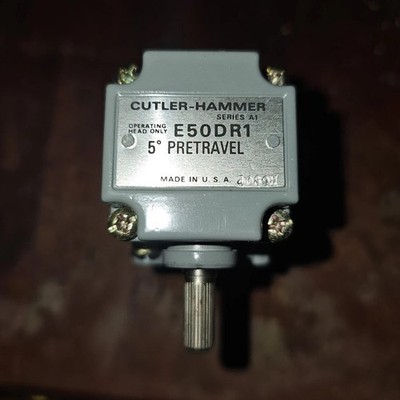 Cutler-Hammer E50 Rotary Limit Switch SPDT Spring Return Gray E50DR1 E50SA