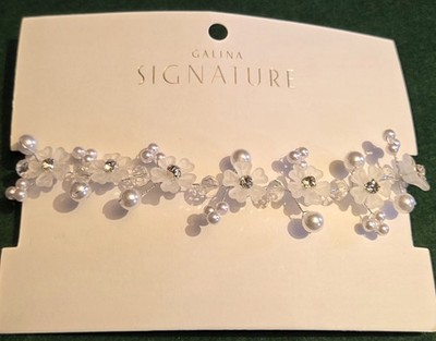 Flower Girl Choker Delicate White Flowers With faux Pearl And Rhinestone Accents